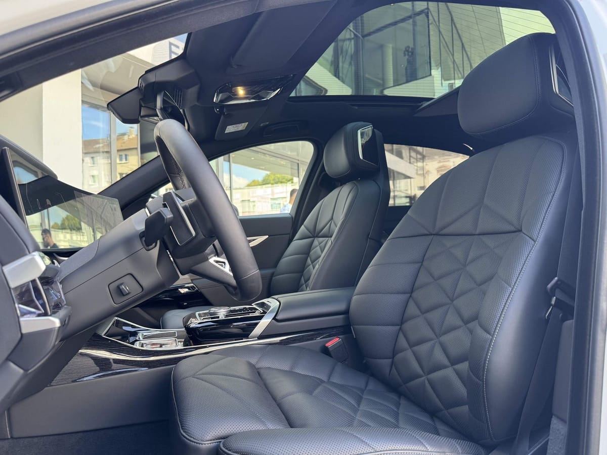 BMW 740d xDrive M Sport DA/PA Prof SkyPano TV AHK foto 12