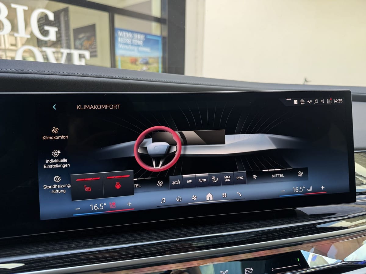 BMW 740d xDrive M Sport DA/PA Prof SkyPano TV AHK foto 16