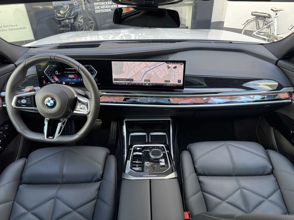 BMW 740d xDrive M Sport DA/PA Prof SkyPano TV AHK foto 7