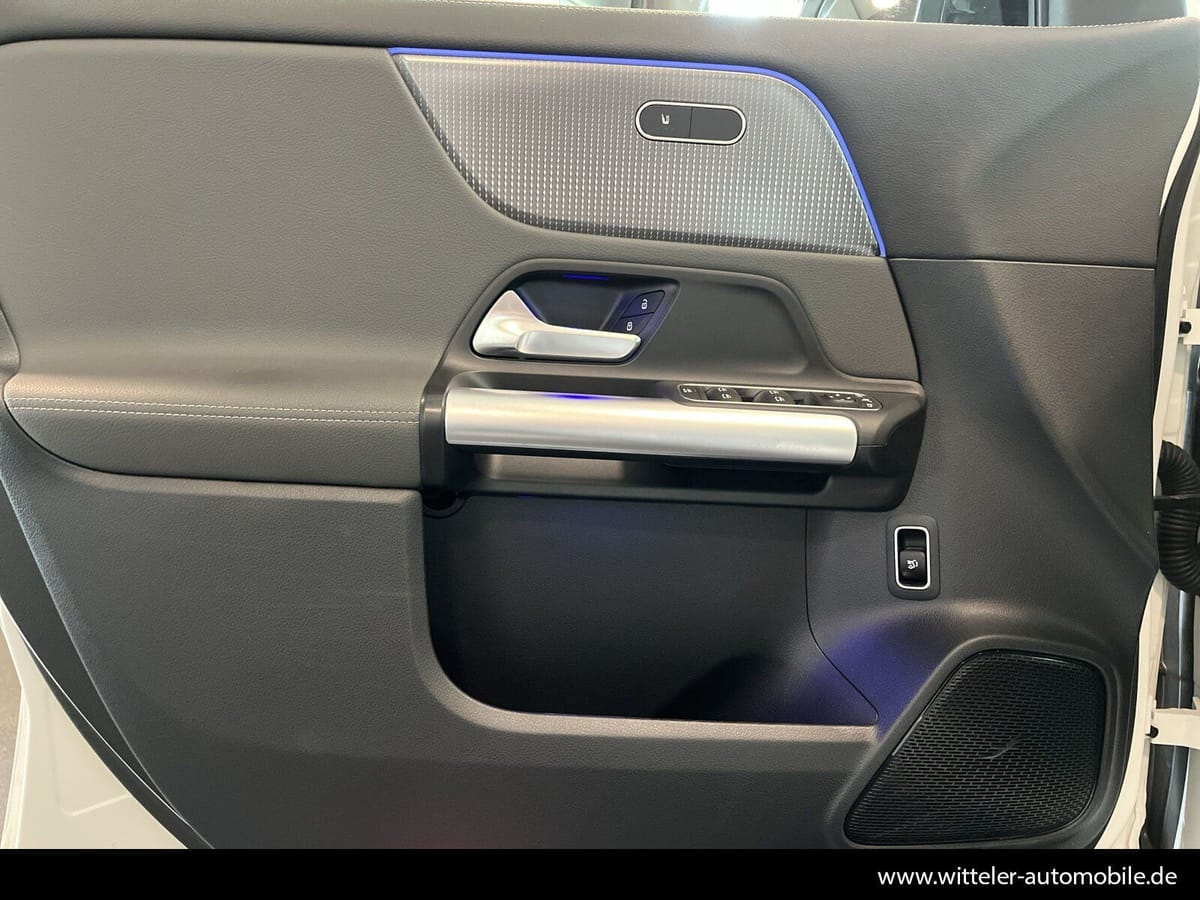 Mercedes-Benz EQA 300 4MATIC Electric Art LED/AHK/PANO/KEYLESS foto 17