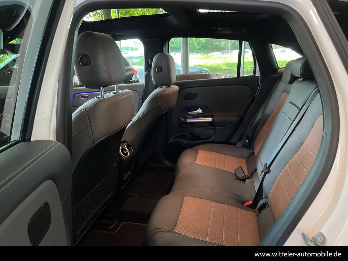 Mercedes-Benz EQA 300 4MATIC Electric Art LED/AHK/PANO/KEYLESS foto 7