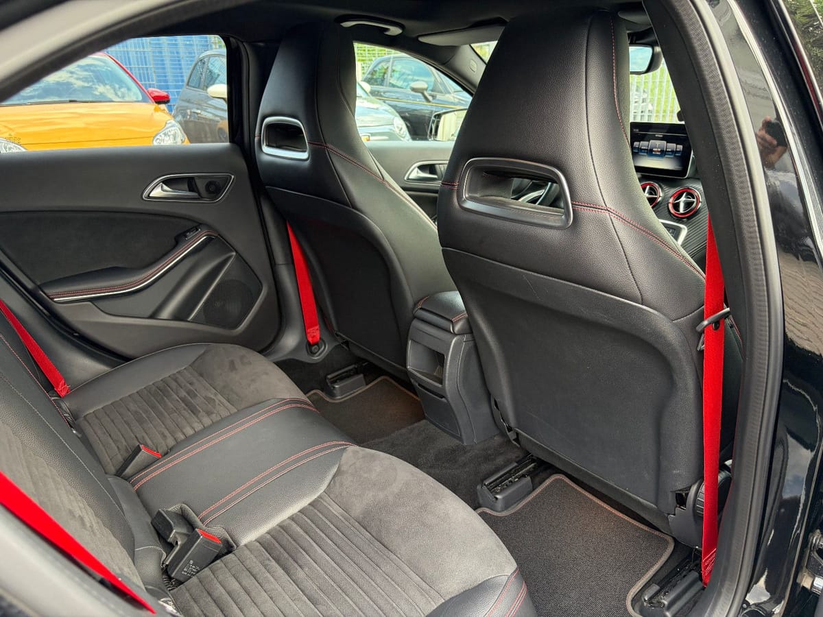 Mercedes-Benz A 45 AMG/Navi/Pano/Harman-Kardon/Night-Paket foto 12