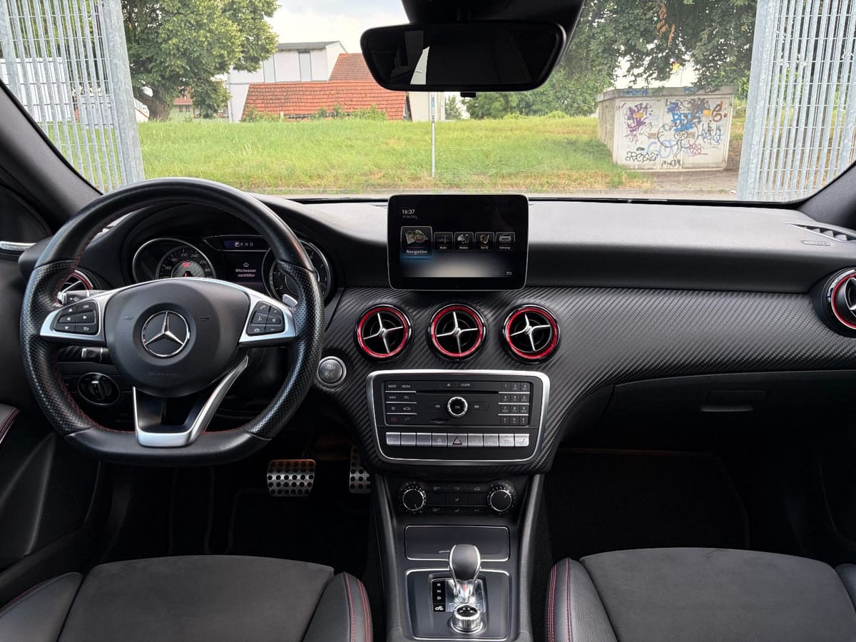 Mercedes-Benz A 45 AMG/Navi/Pano/Harman-Kardon/Night-Paket foto 13
