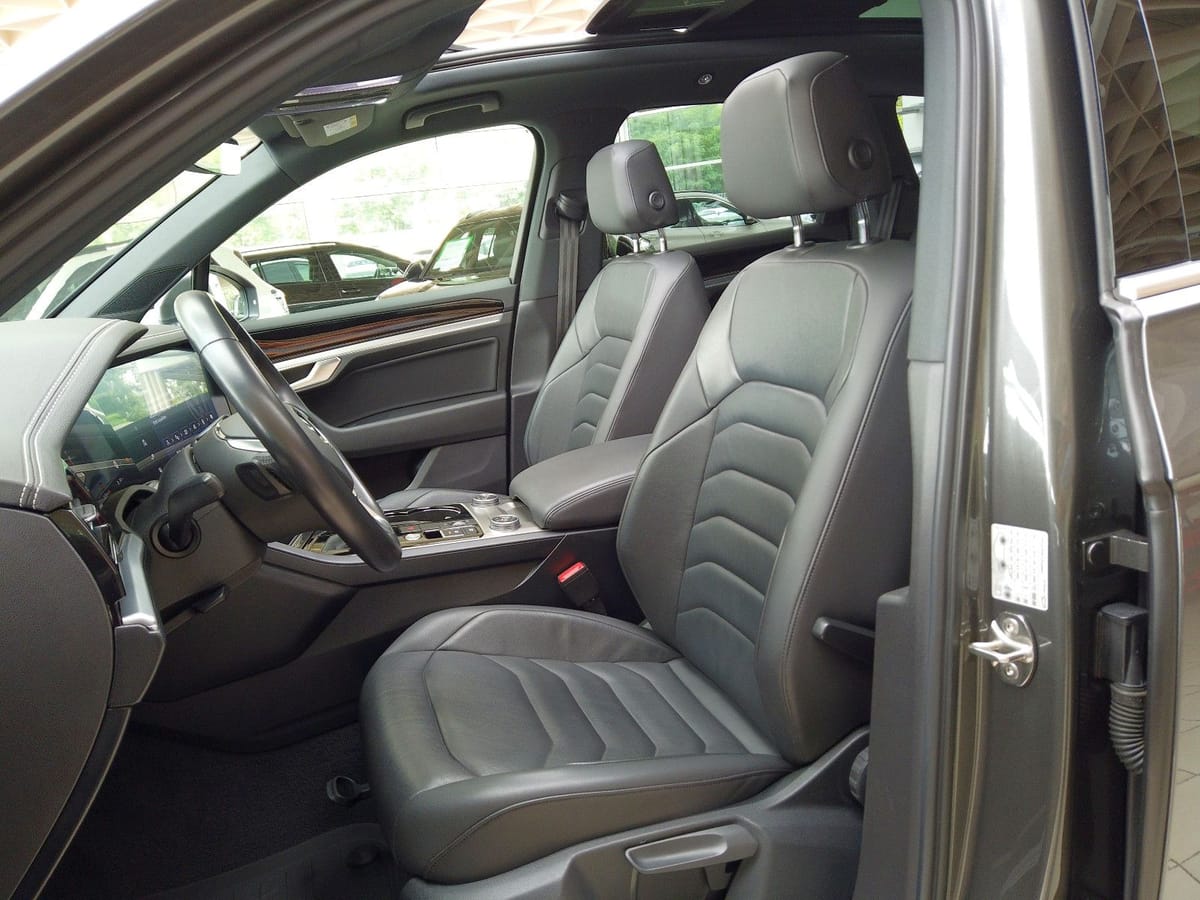 Volkswagen Touareg Elegance LUFTFAHRW. ALLRADLENKUNG MATRIX foto 3
