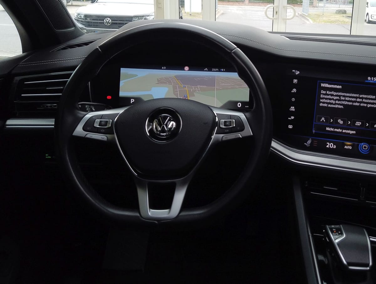 Volkswagen Touareg Elegance LUFTFAHRW. ALLRADLENKUNG MATRIX foto 4