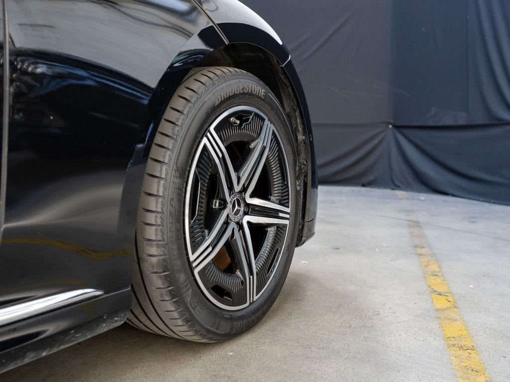 Mercedes-Benz EQE 350 4M AMG Sport Premium AHK LED 360° NAVI foto 8