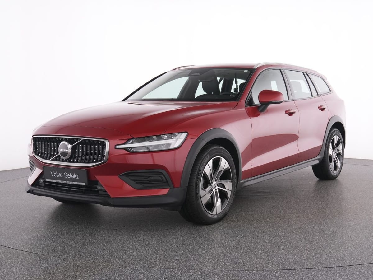 Volvo V60 Cross Country B4 AWD PLUS 18' MEMORY LEDER foto 2