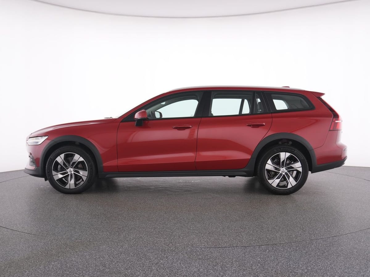 Volvo V60 Cross Country B4 AWD PLUS 18' MEMORY LEDER foto 11