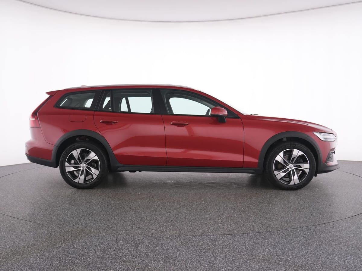 Volvo V60 Cross Country B4 AWD PLUS 18' MEMORY LEDER foto 12