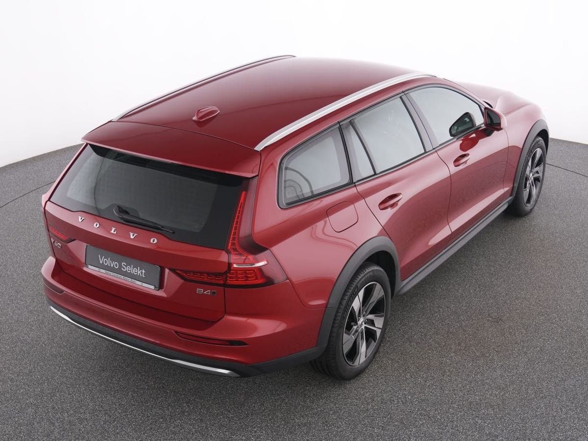 Volvo V60 Cross Country B4 AWD PLUS 18' MEMORY LEDER foto 19