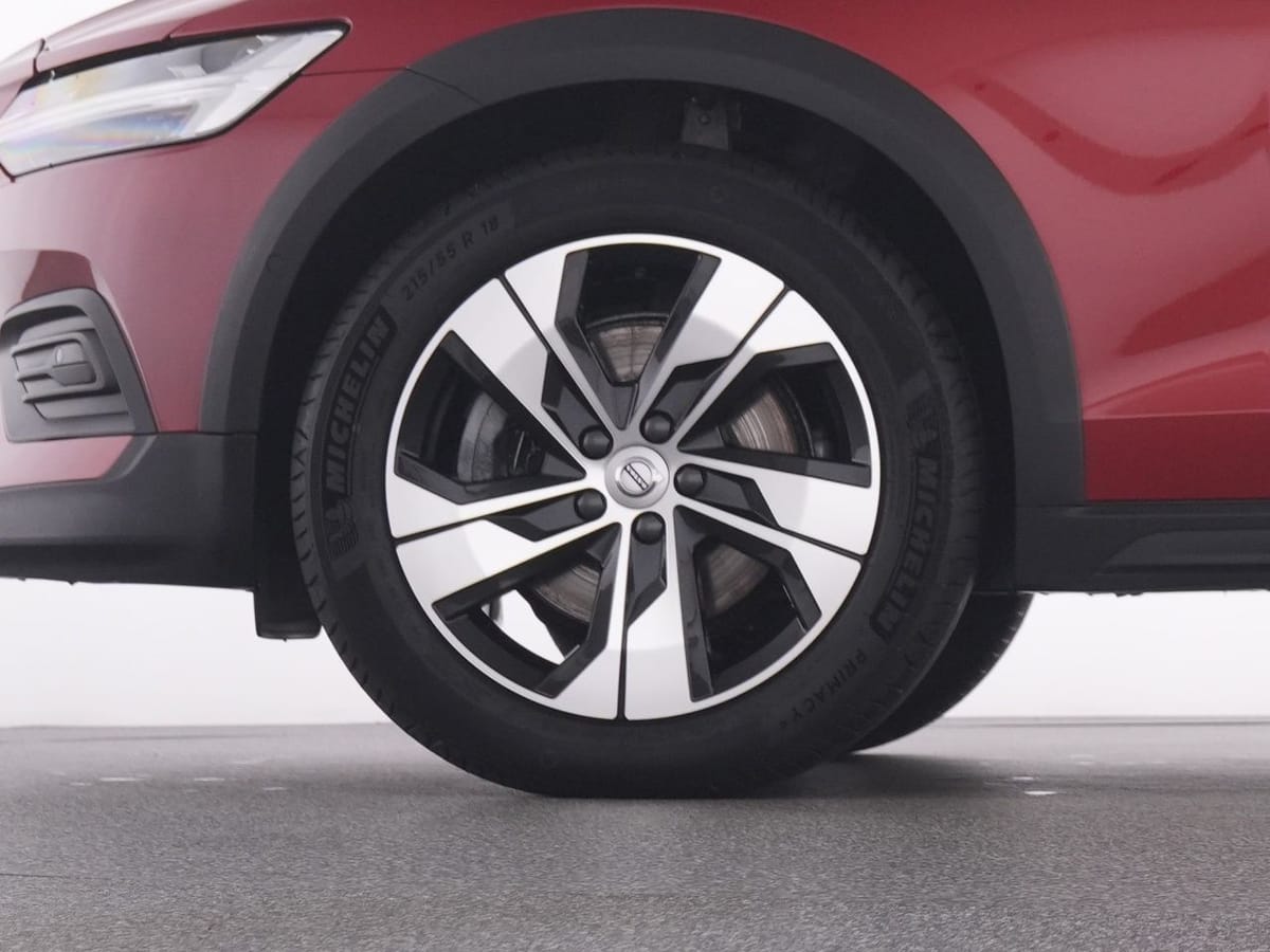Volvo V60 Cross Country B4 AWD PLUS 18' MEMORY LEDER foto 20