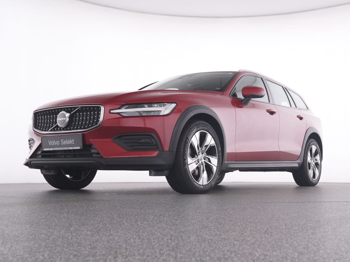Volvo V60 Cross Country B4 AWD PLUS 18' MEMORY LEDER foto 7