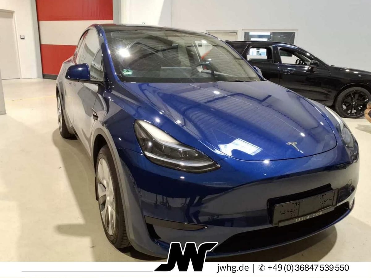 Tesla Model Y RWD Autopilot3 Pano Wärmepumpe 4xShz ACC foto 2