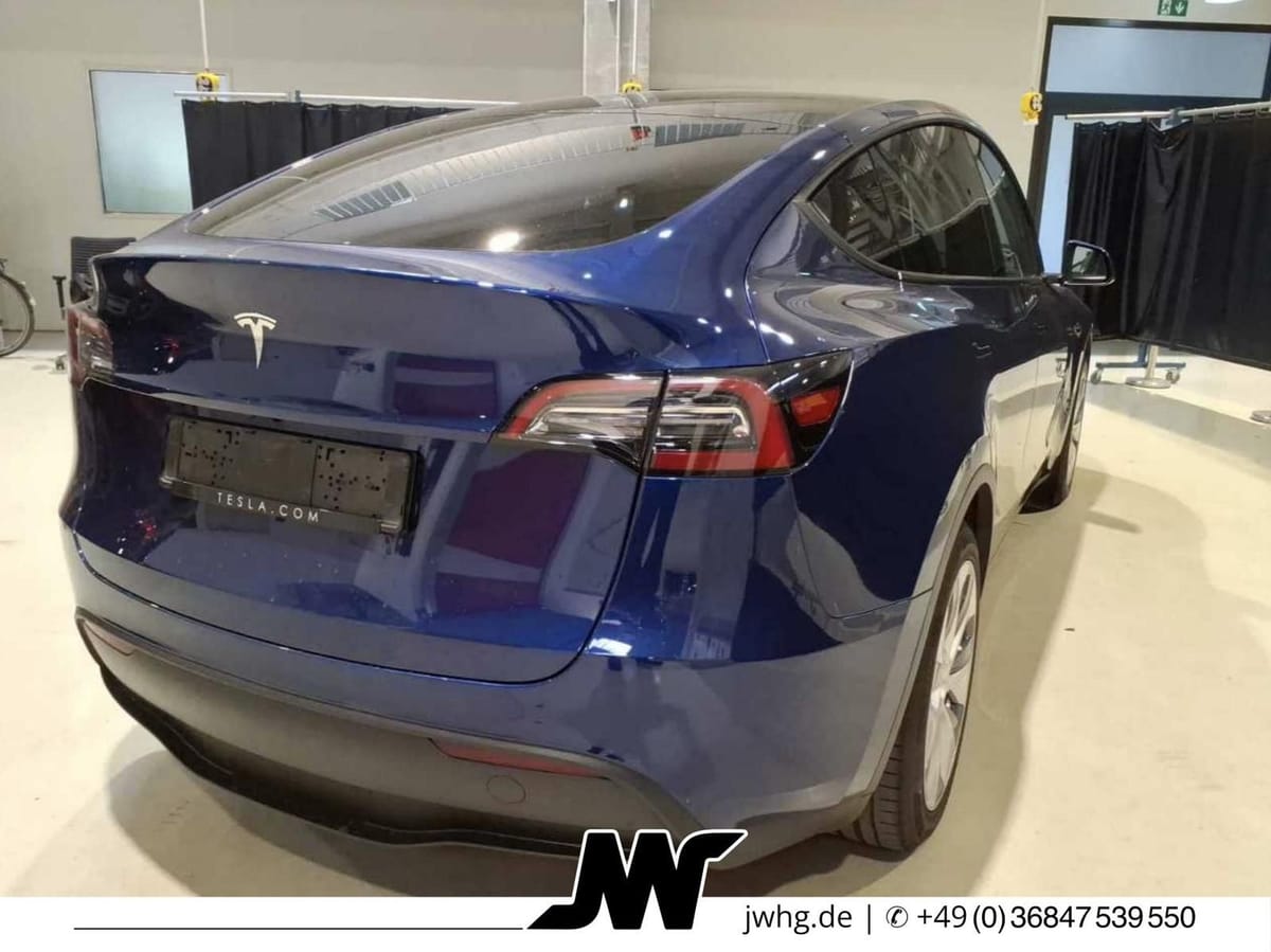 Tesla Model Y RWD Autopilot3 Pano Wärmepumpe 4xShz ACC foto 4