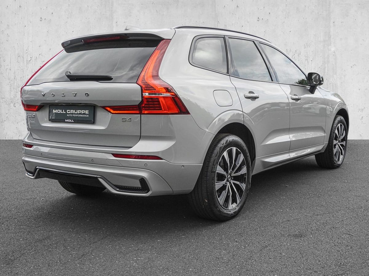 Volvo XC60 B4 D AWD Plus Dark 19ZOLL AHK 360° H&K PILO foto 4