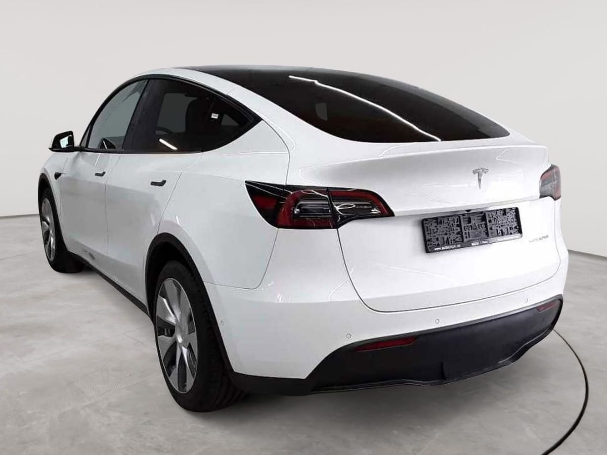 Tesla Model Y Long Range Dual Motor AWD foto 5