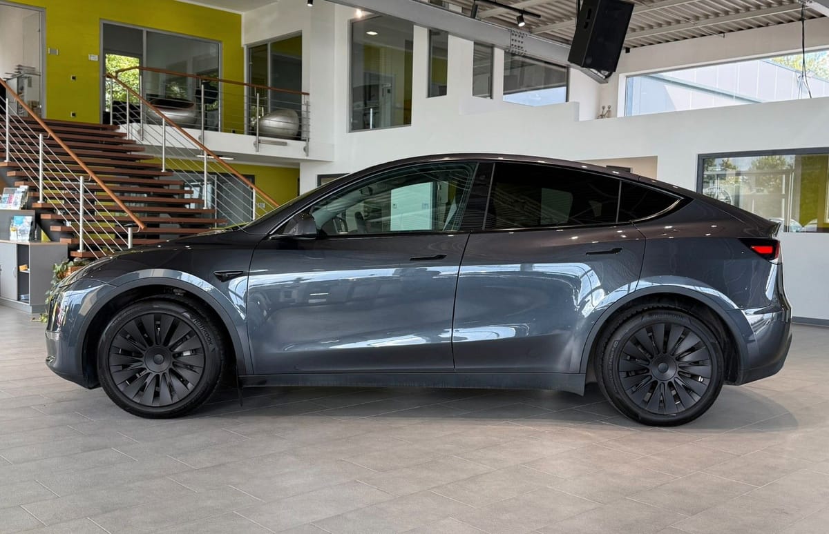 Tesla Model Y Long Range Dual AWD ACC Pano Sitzheizung foto 2