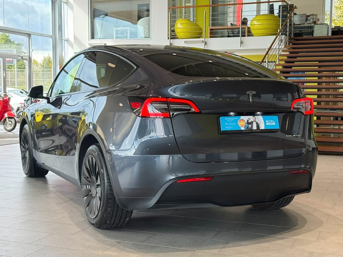 Tesla Model Y Long Range Dual AWD ACC Pano Sitzheizung foto 3