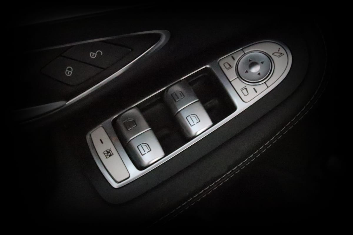 Mercedes-Benz C 300 LED-High-Performance*TEMPOMAT*NAVI*SHZ* foto 19
