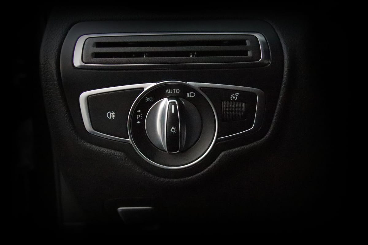 Mercedes-Benz C 300 LED-High-Performance*TEMPOMAT*NAVI*SHZ* foto 20