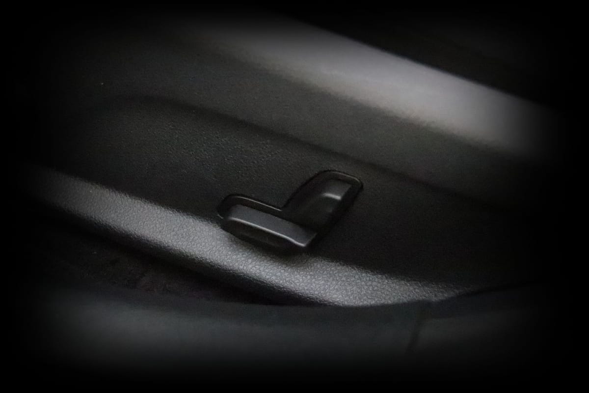 Mercedes-Benz C 300 LED-High-Performance*TEMPOMAT*NAVI*SHZ* foto 25