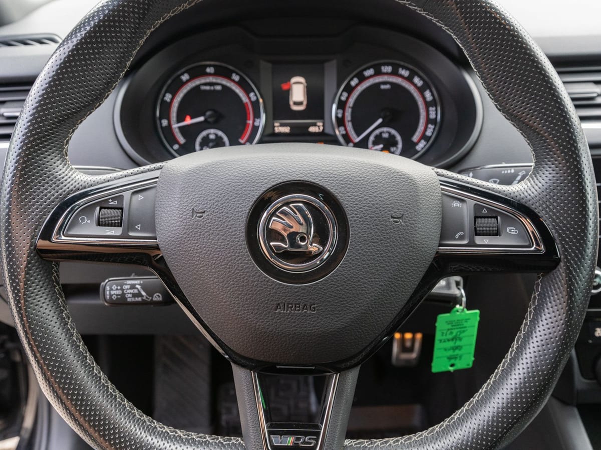 Skoda Octavia Combi RS 2.0 TSI LED Navi PDC ACC foto 20