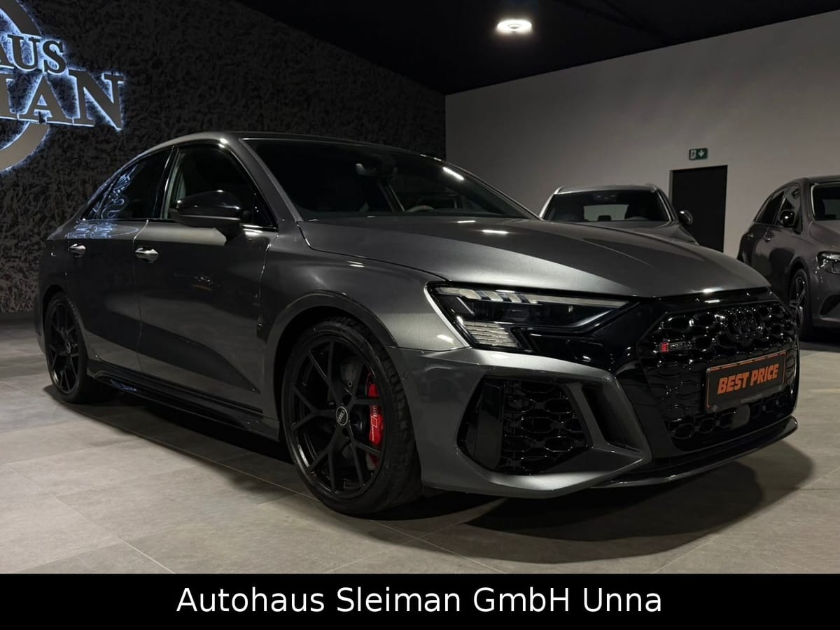 Audi RS3 RS3 Lim. 2.5 TFSI quattro Navi Keramik Leder