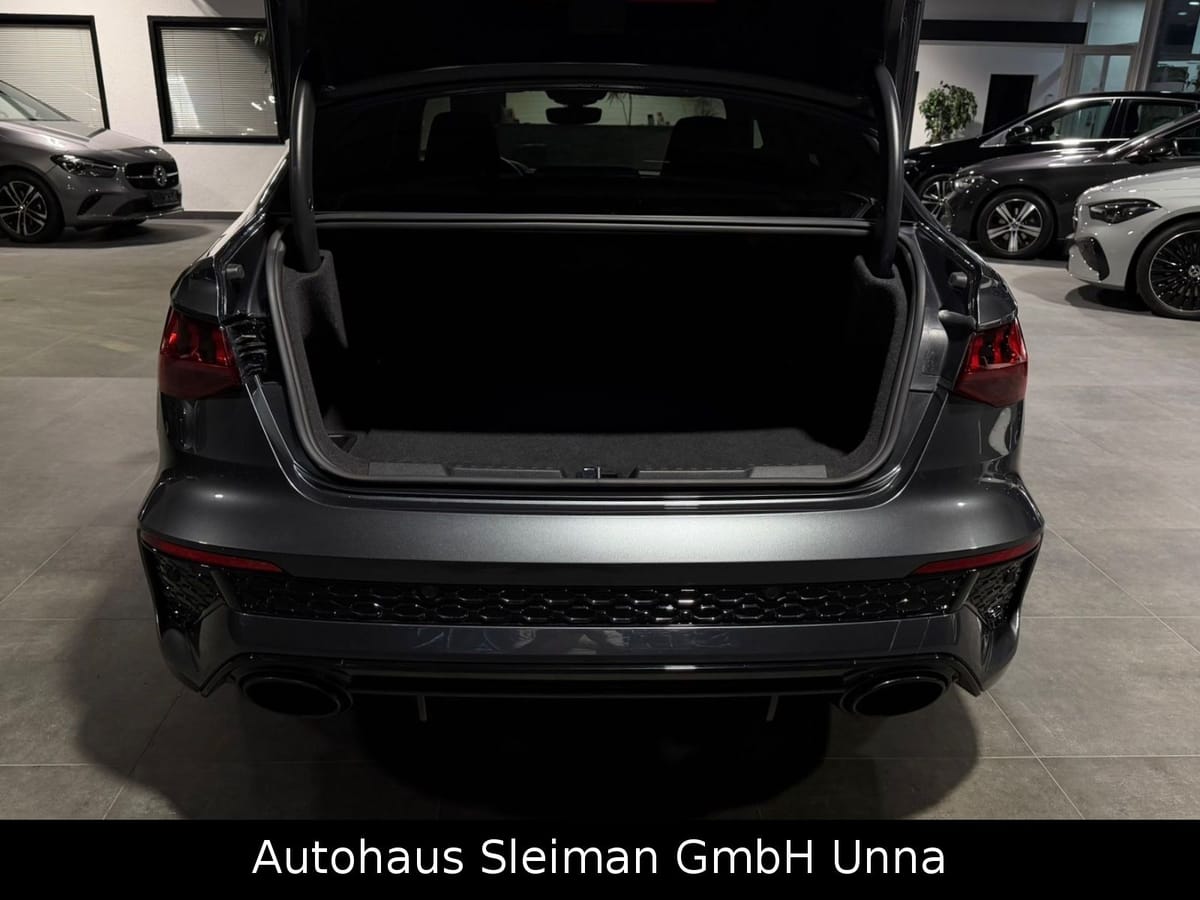Audi RS3 RS3 Lim. 2.5 TFSI quattro Navi Keramik Leder foto 18