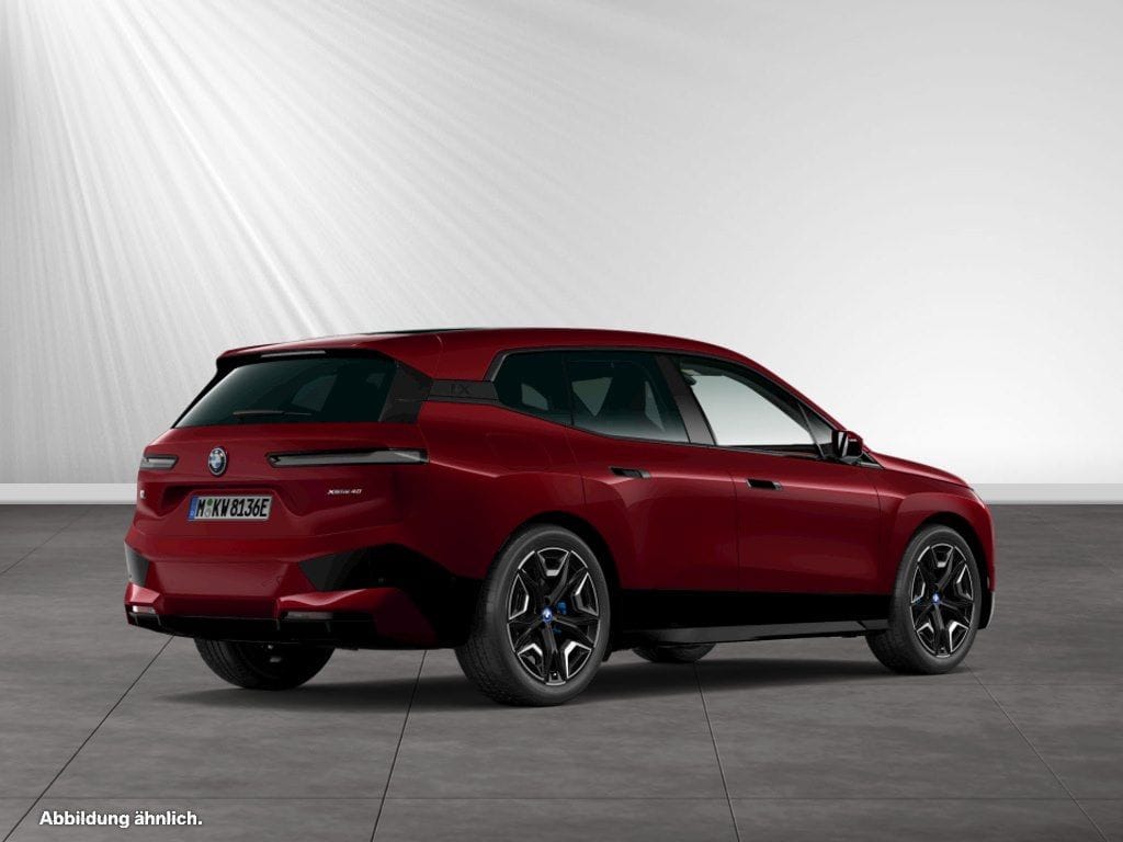 BMW iX xDrive40 PanoSkyLounge DAProf. Harman Kardon foto 2