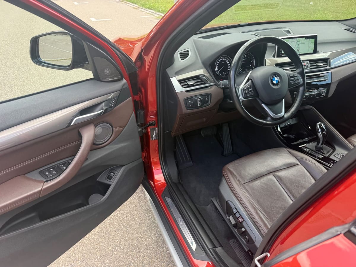 BMW X1 xDrive 20 d xLine Leder Driving Plus Adap.LED foto 20