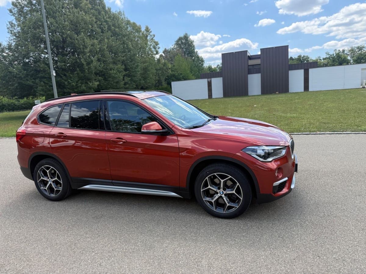 BMW X1 xDrive 20 d xLine Leder Driving Plus Adap.LED foto 10