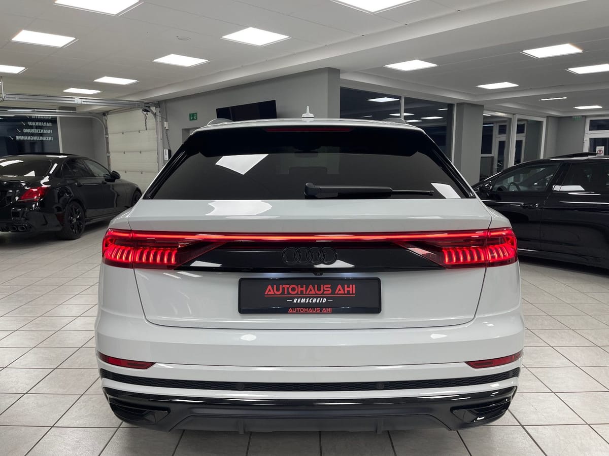 Audi Q8 50 TDI quattro Voll 3x S-Line 23' RS foto 5