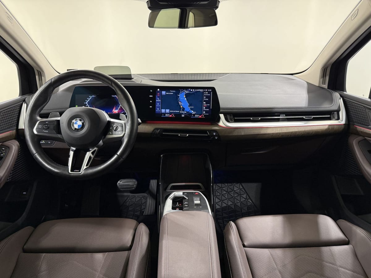 BMW 223i Active Tourer Luxury Line ACC 360° Pano HUD foto 11