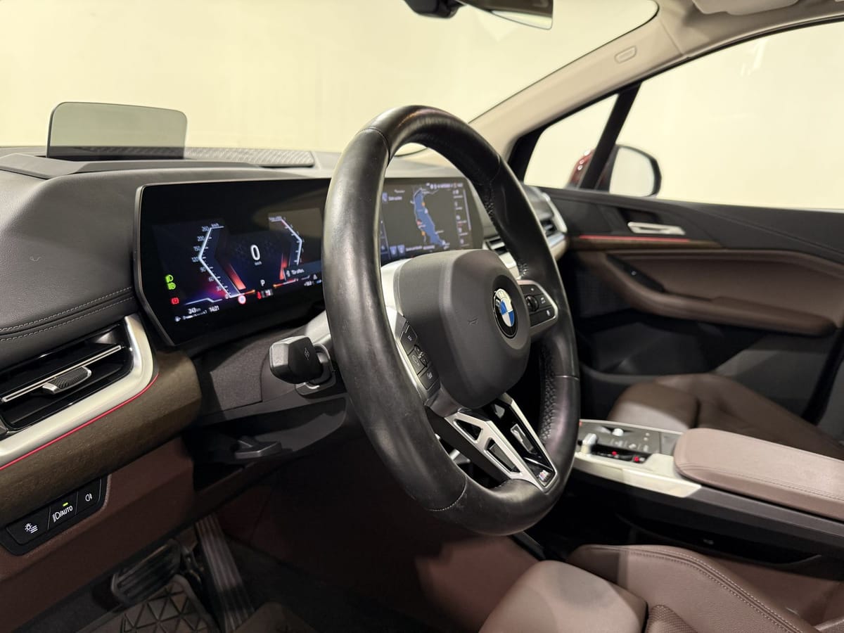 BMW 223i Active Tourer Luxury Line ACC 360° Pano HUD foto 14