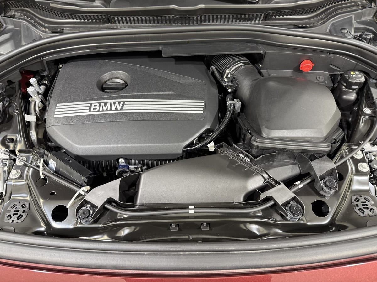 BMW 223i Active Tourer Luxury Line ACC 360° Pano HUD foto 23
