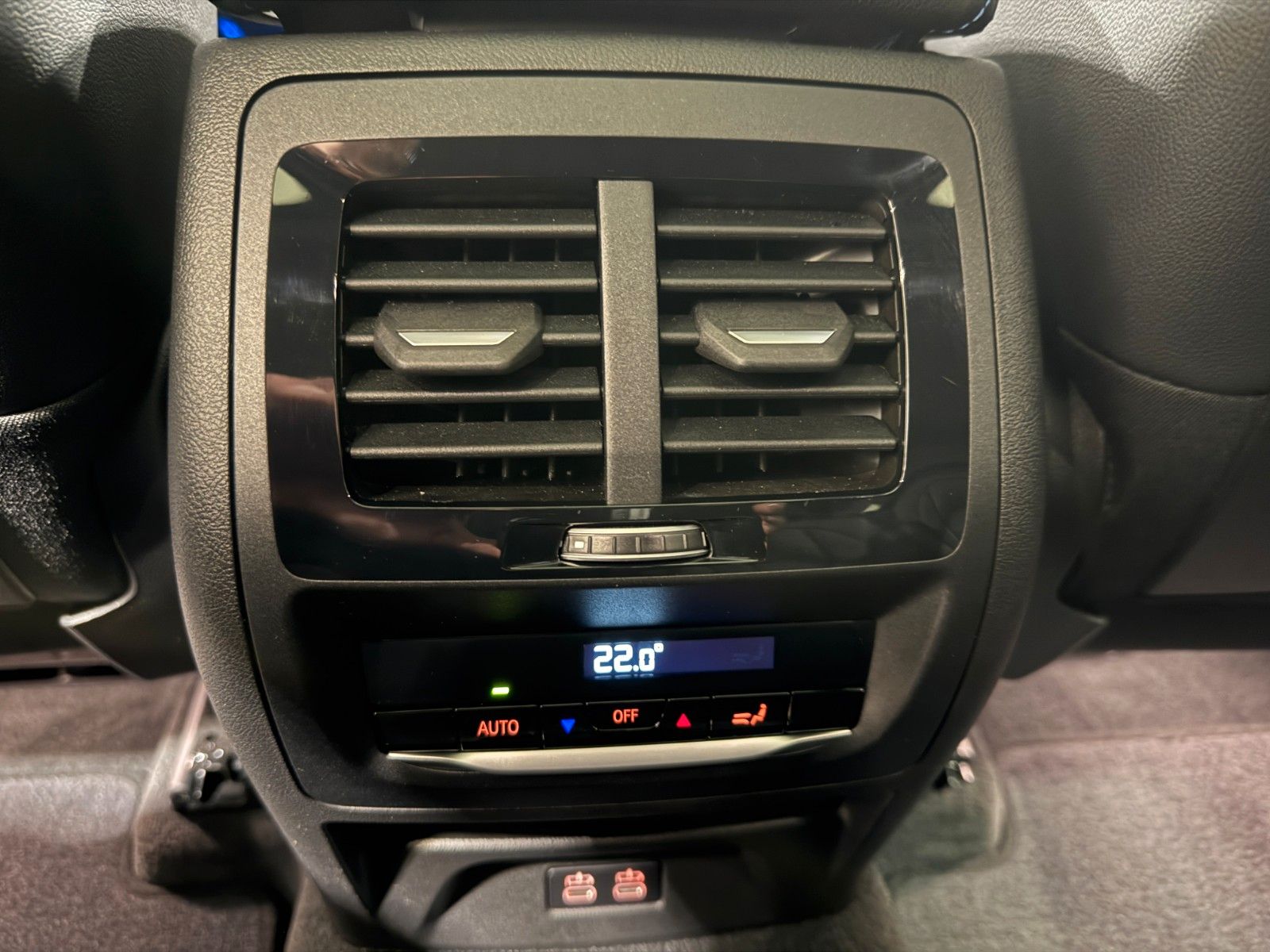 BMW X4 M40i AHK ACC RFK Pano HUD HK Laser eSitze 21" foto 22