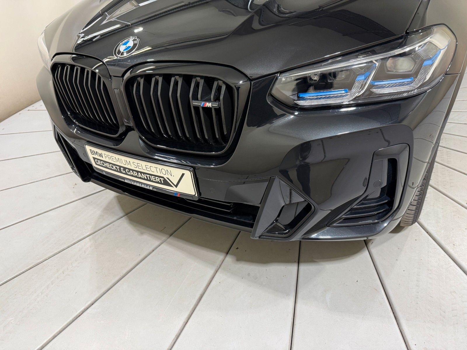 BMW X4 M40i AHK ACC RFK Pano HUD HK Laser eSitze 21" foto 6