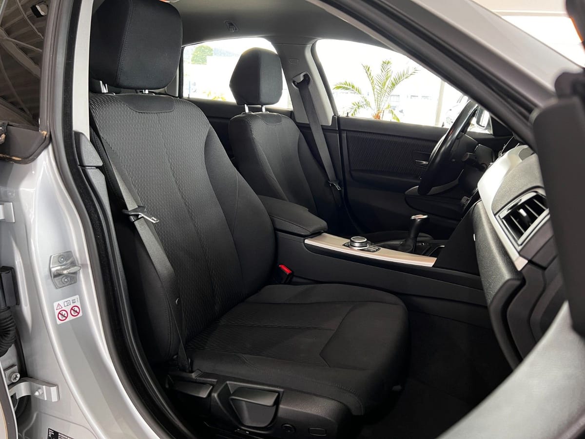 BMW 420i Gran Coupe Advantage | 1-HAND | NAVI | SHZ foto 17