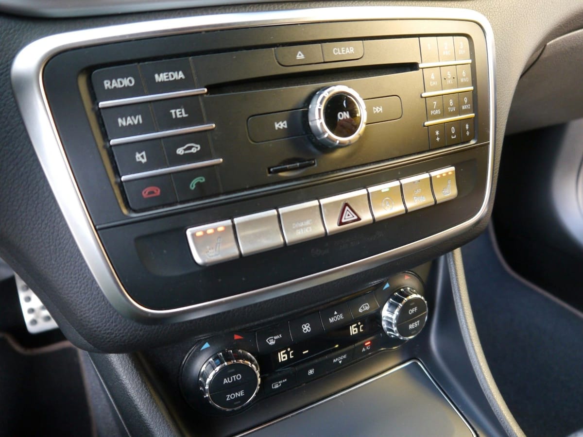 Mercedes-Benz CLA 220 4Matic DCT Coupé*AMG-LINE*R.Kam.*Keyl.* foto 16