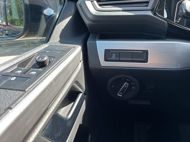 Volkswagen T6.1 Multivan 2.0 TDI DSG Comfortline 4MOTION LE foto 14