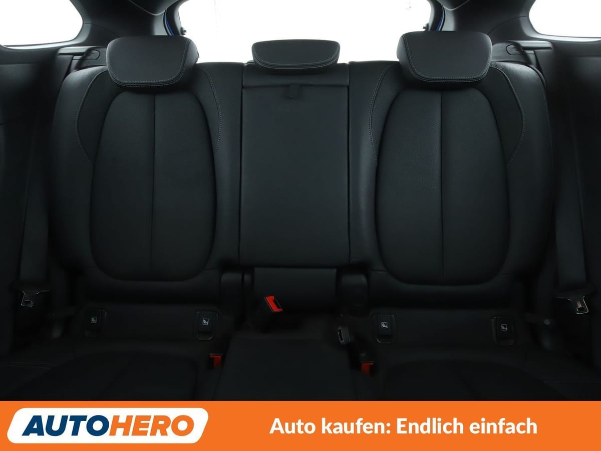 BMW X1 xDrive 25i M Sport Aut. NAV HUD ACC CAM PDC foto 16