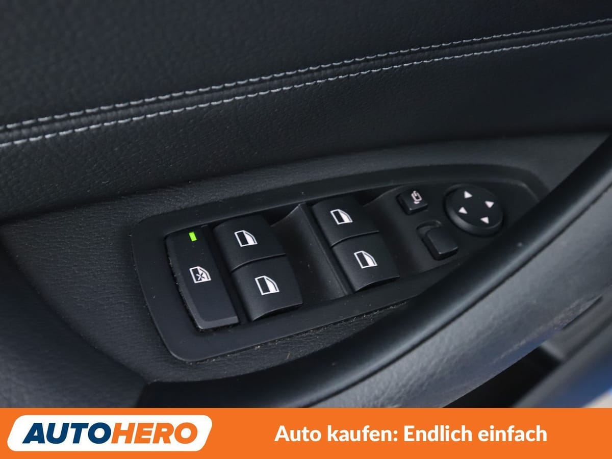 BMW X1 xDrive 25i M Sport Aut. NAV HUD ACC CAM PDC foto 24