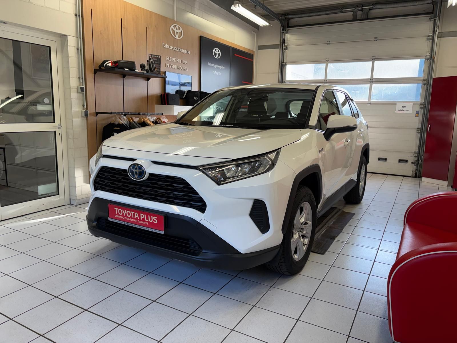 Toyota RAV4 Hybrid 4x2 Basis foto 3