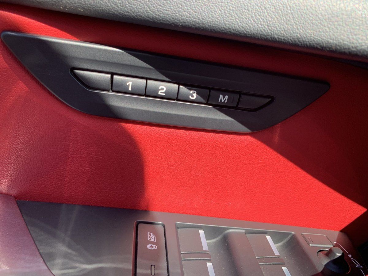 Jaguar XE P250 R-DYNAMIC SE 19"LMF+ACC+LED+SHZG+DAB+EPH foto 14