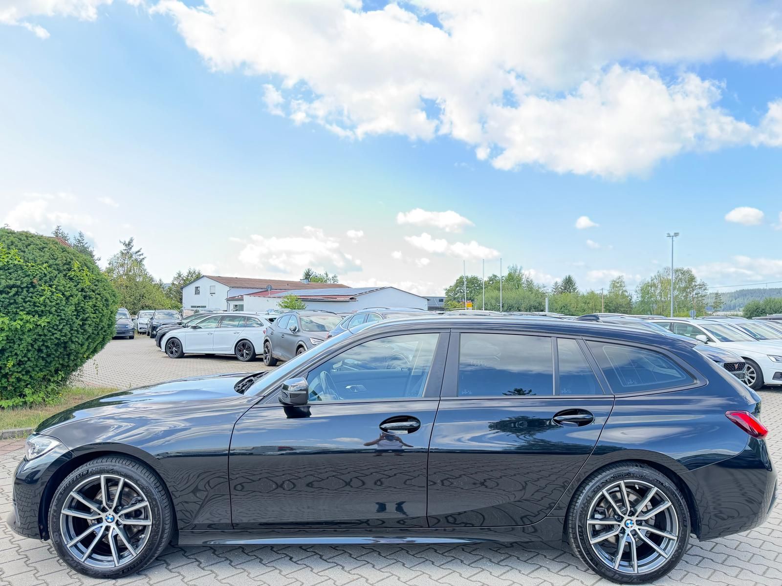 BMW 320d Advantage Navi AHK Panorama PDC foto 2