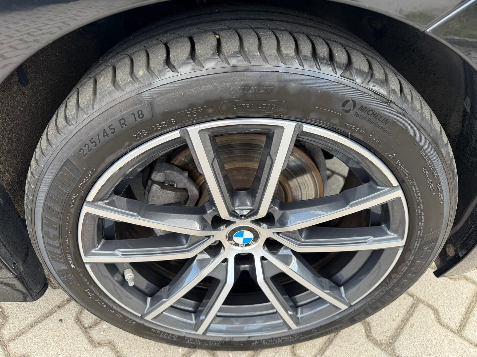 BMW 320d Advantage Navi AHK Panorama PDC foto 15