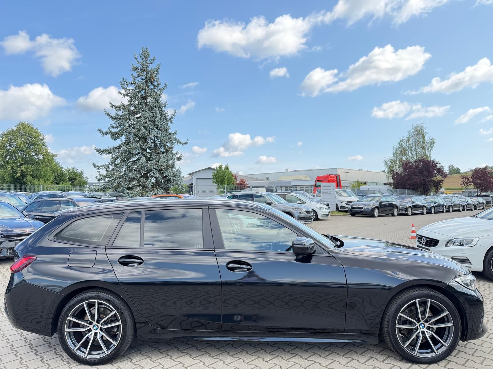 BMW 320d Advantage Navi AHK Panorama PDC foto 5