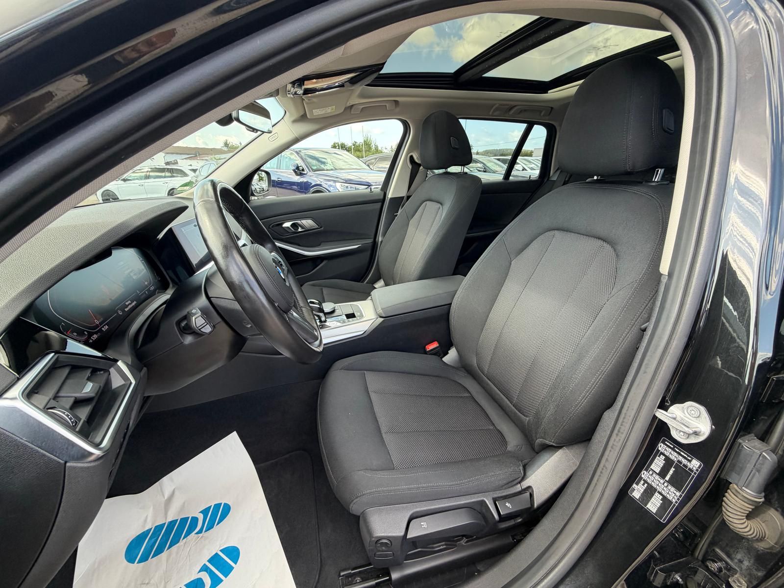 BMW 320d Advantage Navi AHK Panorama PDC foto 8