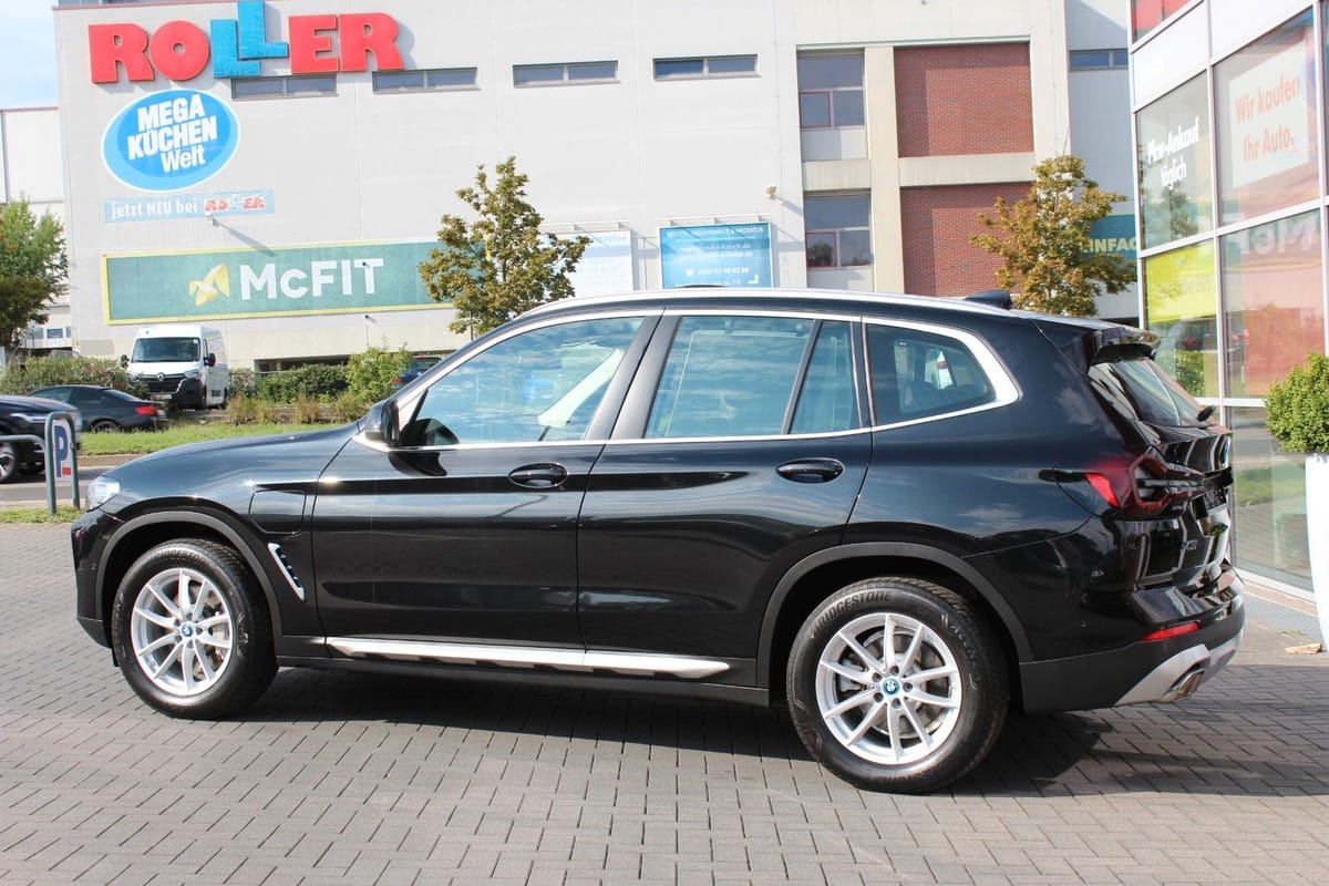 BMW X3 xDrive 30 e Laser Pano ACC HuD AHK Live-C foto 5