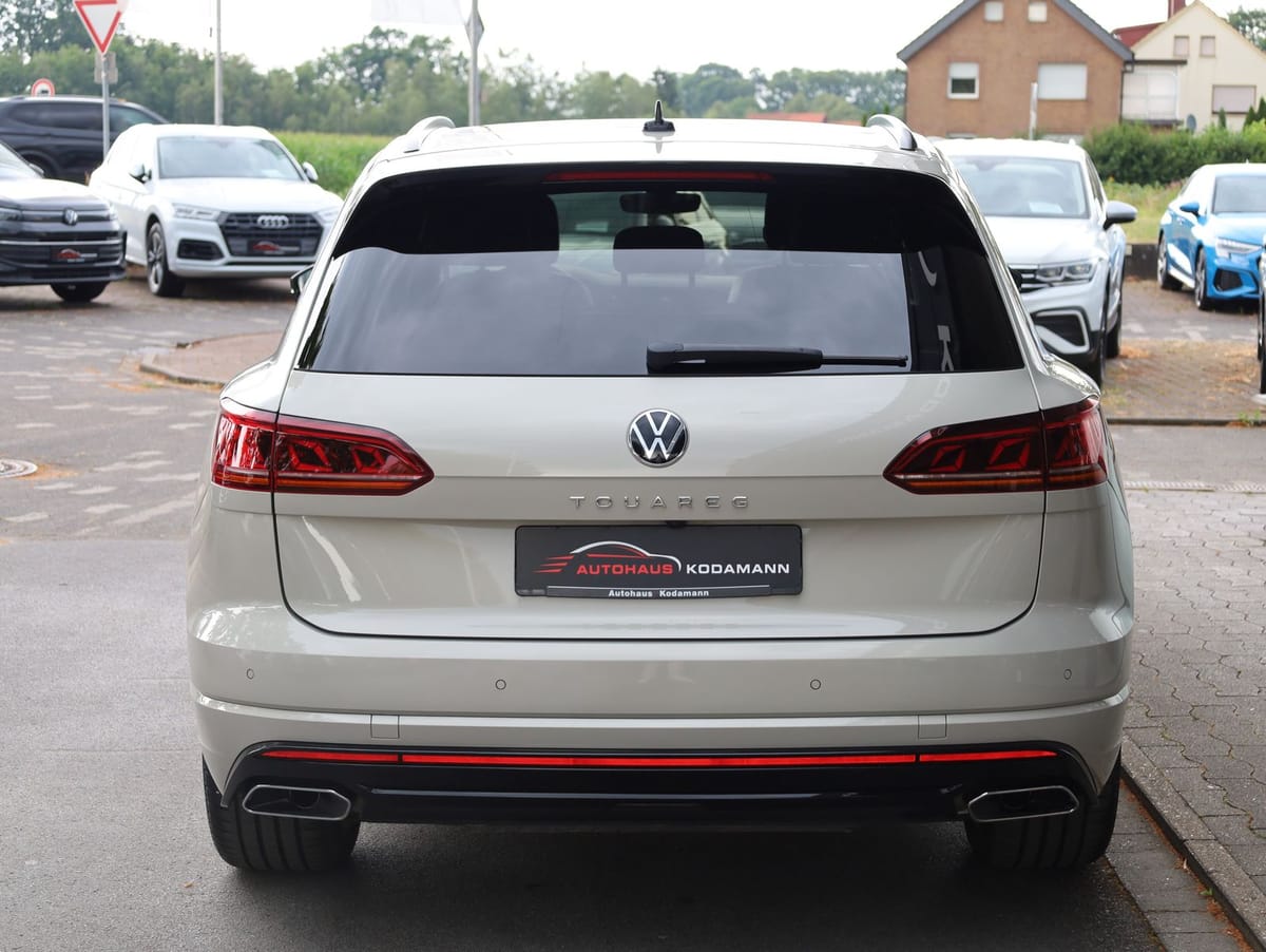 Volkswagen Touareg R-Line 4Motion Pano Memory AHK Luft 21 foto 12